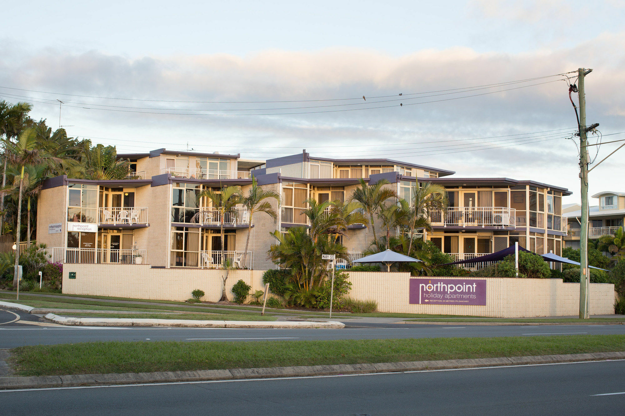 Northpoint Holiday Apartments Alexandra Headland Exterior photo